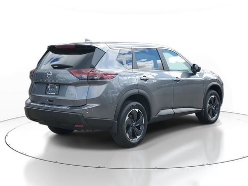 New 2026 Nissan Rogue SV image 4