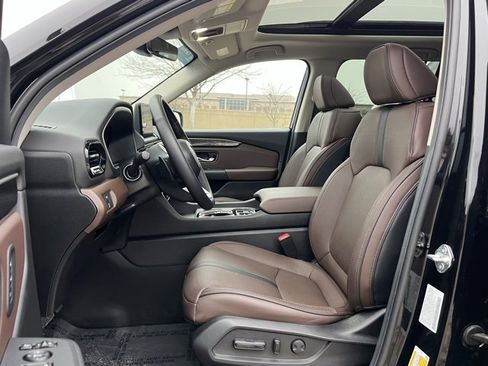 Certified 2025 Honda Pilot Elite image 21