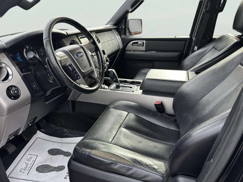 Used 2017 Ford Expedition Max Limited image 9
