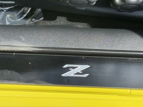 Certified 2024 Nissan Z Performance w/ Floor Mat Package image 15