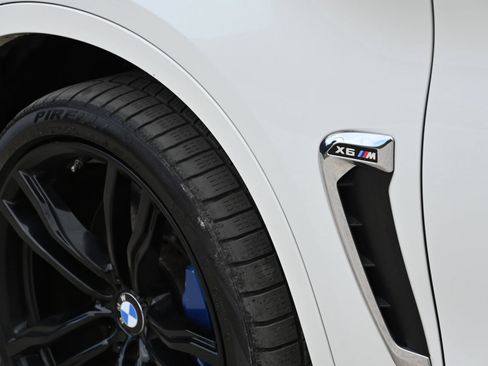 Used 2018 BMW X6 M AWD/4WD image 13