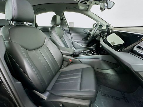 Used 2025 Audi A5 2.0T Premium w/ Convenience Package image 8