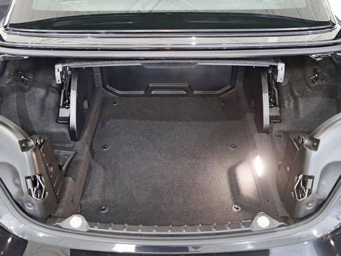 Used 2018 BMW M4 Convertible RWD image 36