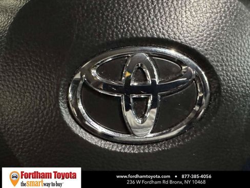 Used 2025 Toyota Corolla LE FWD image 32