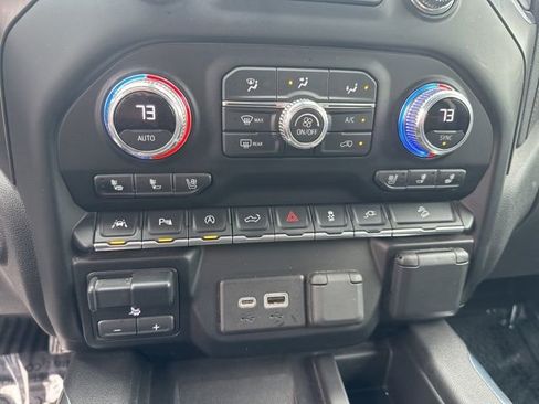 Used 2021 GMC Sierra 1500 AT4 w/ AT4 Premium Package image 32