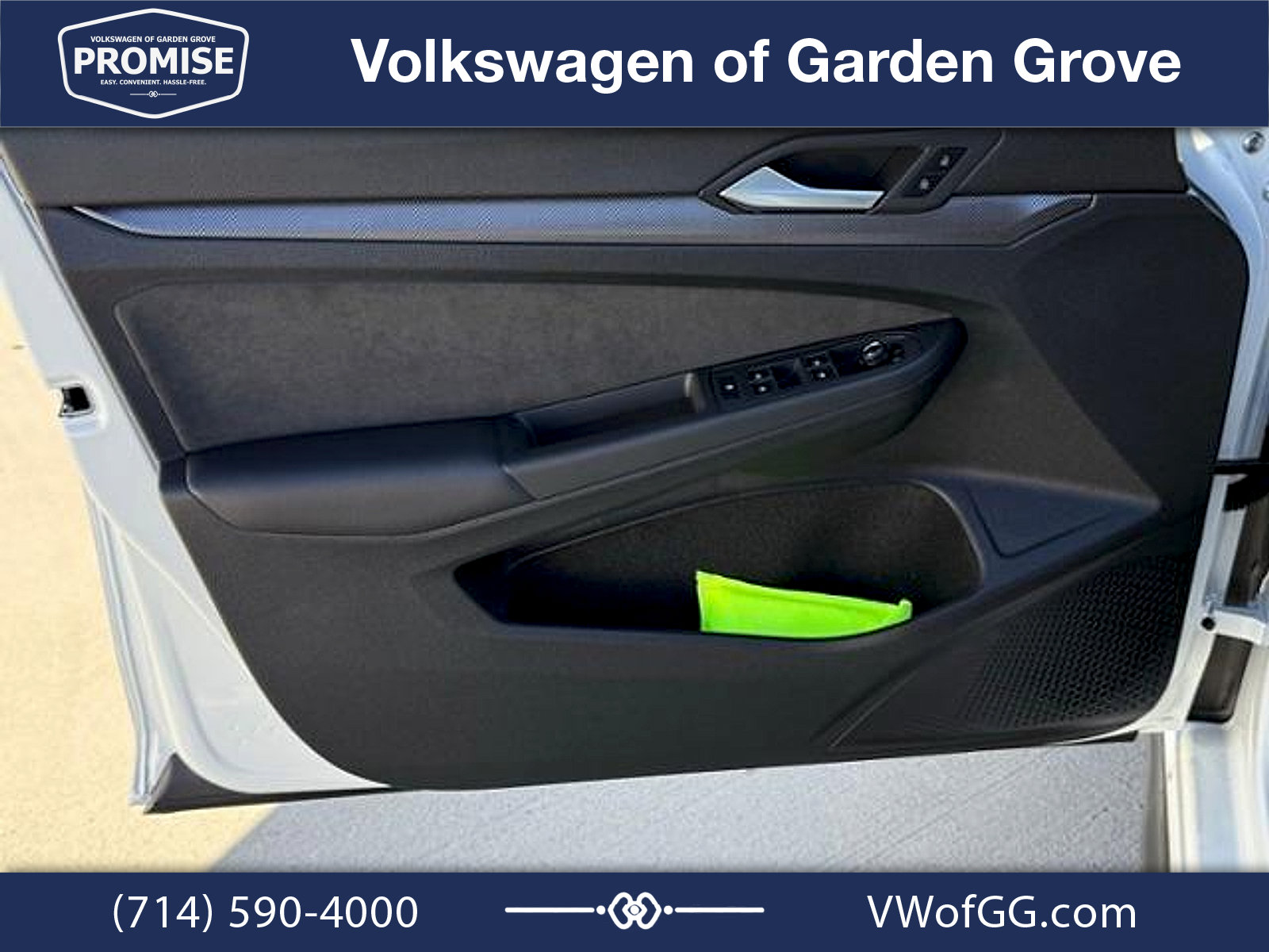 New 2026 Volkswagen GTI SE FWD image 11
