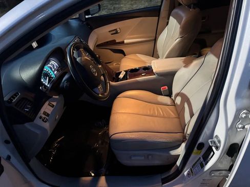 Used 2012 Toyota Venza XLE image 15