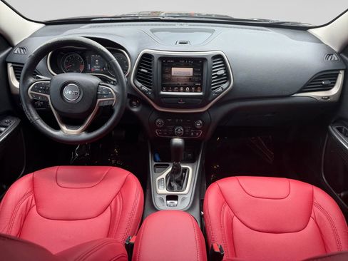 Used 2015 Jeep Cherokee Latitude w/ Comfort/Convenience Group FWD image 18