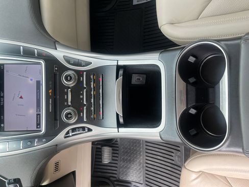Used 2019 Lincoln Nautilus Select AWD/4WD image 26