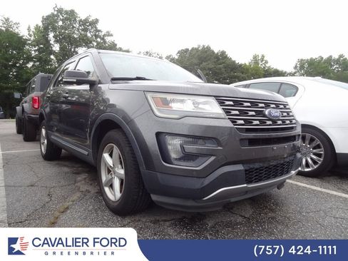 Used 2016 Ford Explorer XLT w/ Equipment Group 202A AWD/4WD image 1