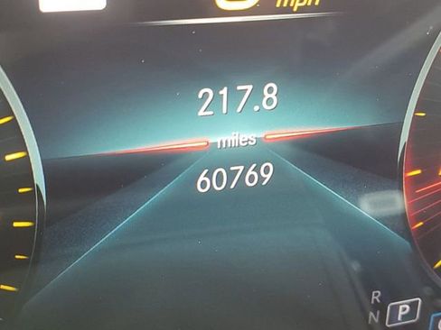 Used 2022 Mercedes-Benz GLE 350 4MATIC image 11