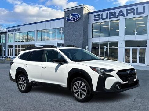 Certified 2024 Subaru Outback Premium w/ Popular Package #1 AWD/4WD image 1