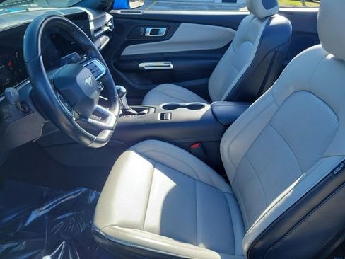 Used 2024 Ford Mustang Premium image 17