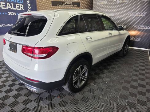 Used 2019 Mercedes-Benz GLC 300 image 10