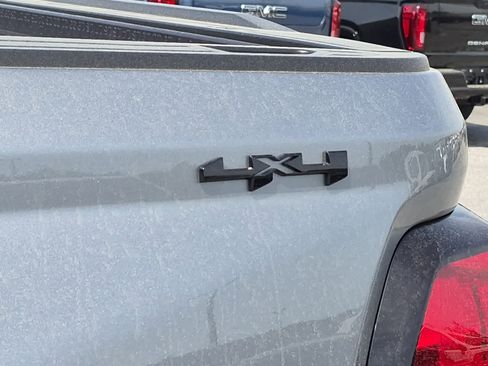 New 2026 GMC Canyon Elevation w/ Convenience Package AWD/4WD image 17