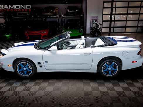 Used 1999 Pontiac Firebird Trans Am RWD image 69