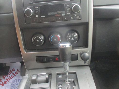 Used 2010 Jeep Liberty Sport w/ Popular Equipment Group image 11