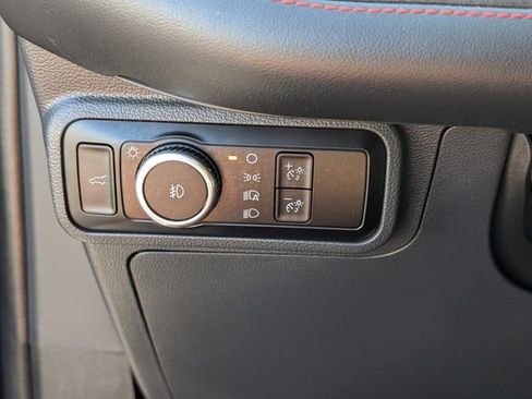 Used 2025 Ford Explorer ST image 32