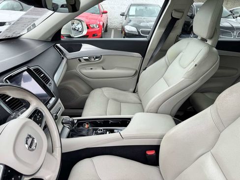 Used 2016 Volvo XC90 T5 Momentum AWD/4WD image 38