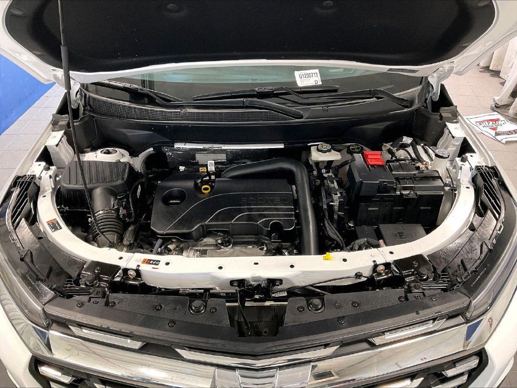 Used 2026 Chevrolet Equinox LT AWD/4WD image 30