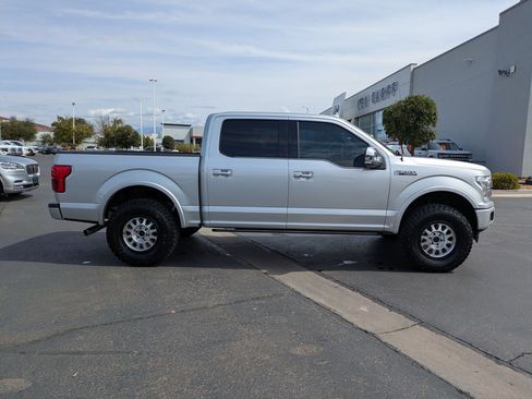 Used 2018 Ford F150 Platinum w/ Equipment Group 701A Luxury AWD/4WD image 2