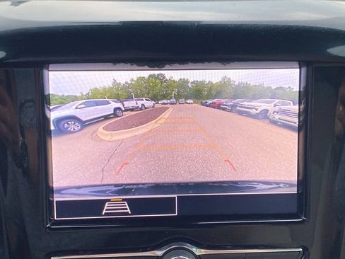 Used 2023 Chevrolet Traverse LS w/ Safety Package AWD/4WD image 14