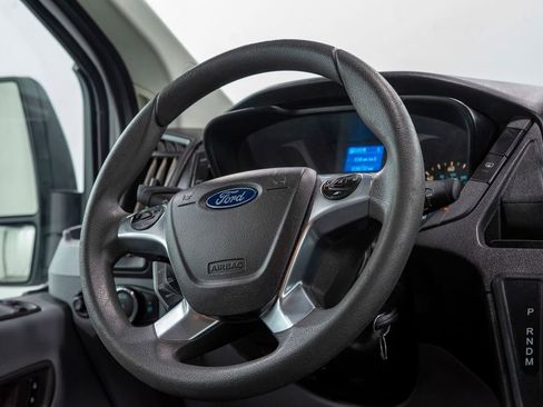 Used 2018 Ford Transit 150 XL image 18