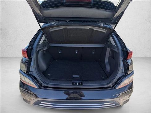 Used 2023 Hyundai Kona SEL image 6