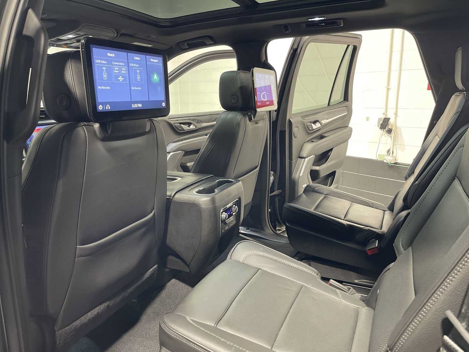 Used 2021 GMC Yukon Denali AWD/4WD image 12