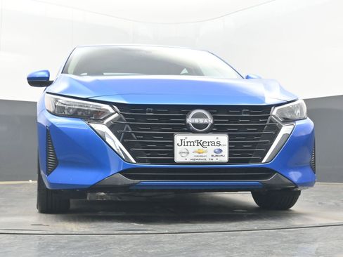 Used 2025 Nissan Sentra SV FWD image 24