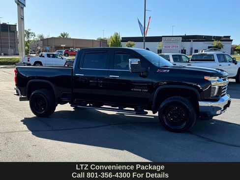 Used 2022 Chevrolet Silverado 2500 LTZ w/ LTZ Plus Package AWD/4WD image 5