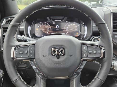 New 2025 RAM 1500 Limited image 21