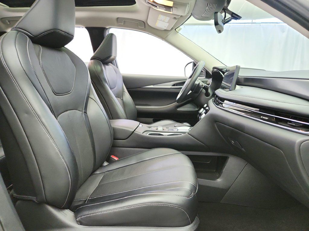 Used 2023 INFINITI QX60 Luxe AWD/4WD image 27
