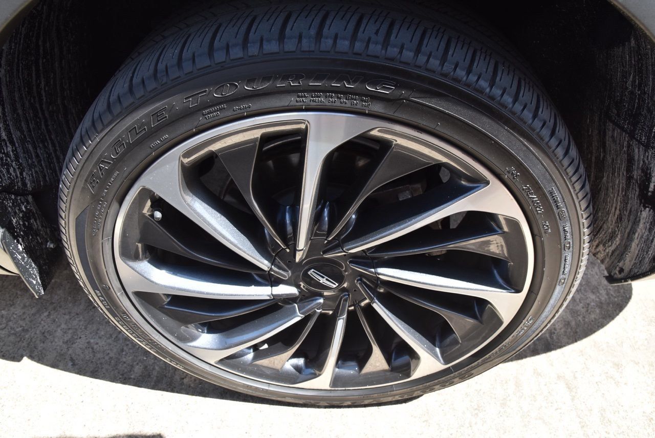Used 2022 Lincoln Aviator Reserve w/ Equipment Group 201A AWD/4WD image 12