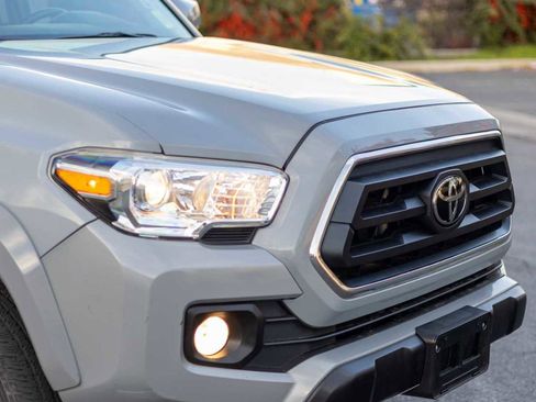 Used 2021 Toyota Tacoma SR5 image 11