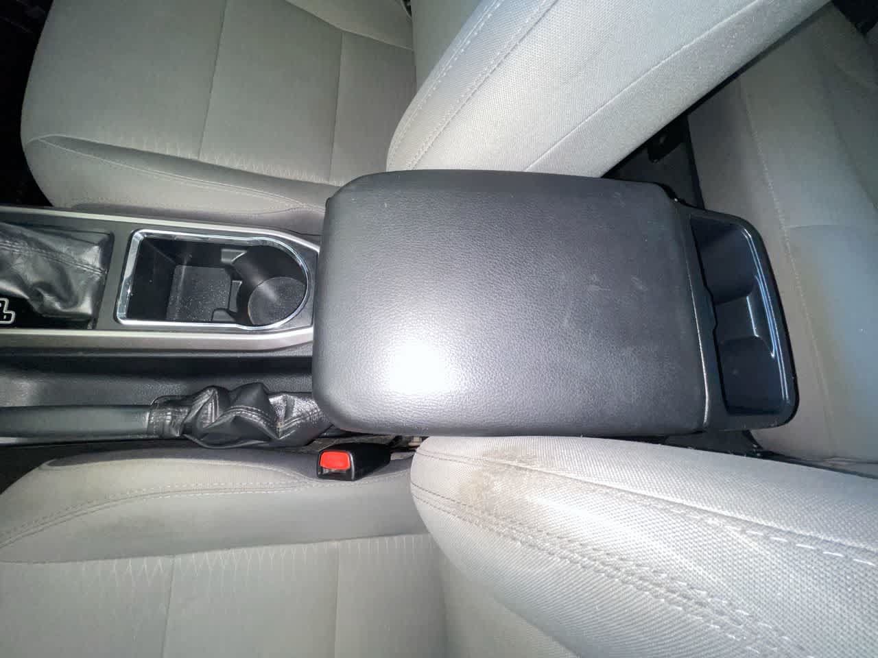 Used 2018 Toyota Tacoma SR5 AWD/4WD image 20