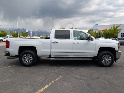 Used 2017 Chevrolet Silverado 3500 LTZ w/ Duramax Plus Package AWD/4WD image 6