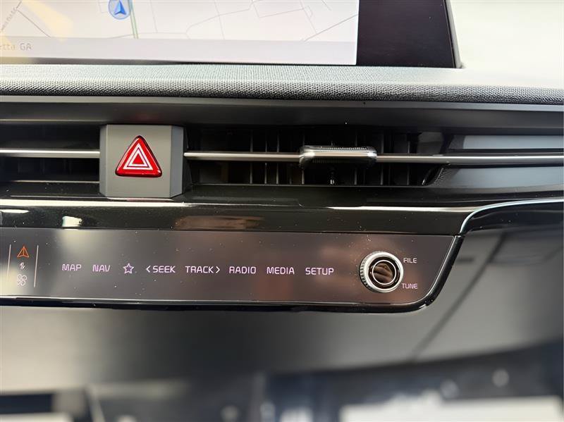 Used 2022 Kia EV6 Wind RWD image 54