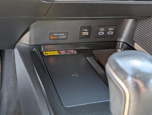 Used 2025 Toyota Camry SE FWD image 17