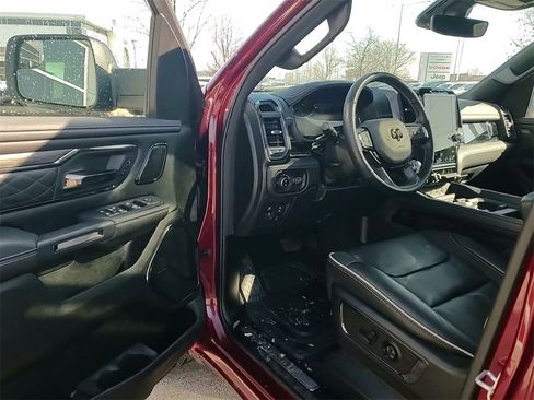 Used 2025 RAM 1500 Limited image 21
