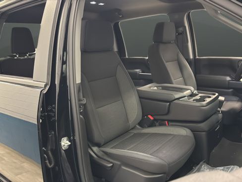 New 2026 Chevrolet Silverado 2500 Custom w/ Custom Value Package AWD/4WD image 24
