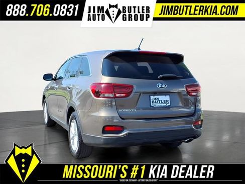 Used 2020 Kia Sorento FWD V6 image 5