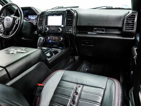Used 2018 Ford F150 Lariat w/ Equipment Group 502A Luxury AWD/4WD image 22