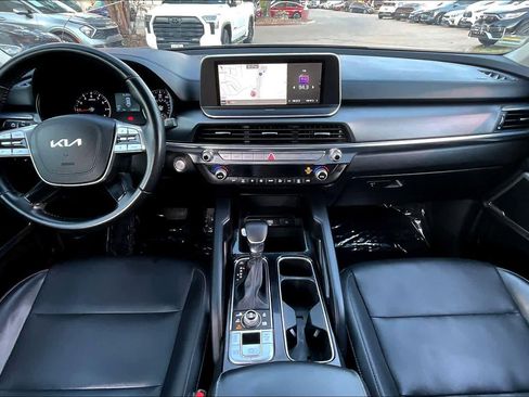 Used 2022 Kia Telluride LX image 14