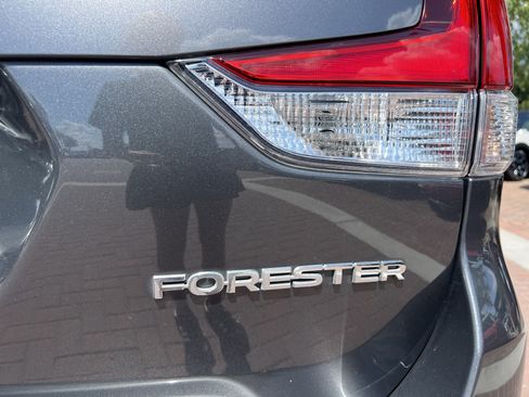 Used 2022 Subaru Forester AWD/4WD image 37
