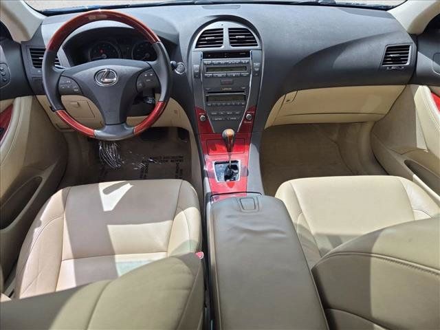 Used 2007 Lexus ES 350 w/ Premium Pkg FWD image 17