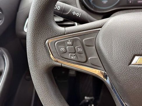 Used 2017 Chevrolet Cruze LT w/ Convenience Package FWD image 22