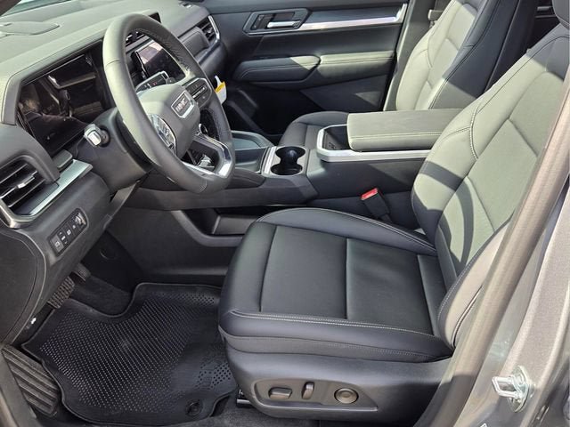 New 2027 GMC Terrain Elevation w/ Elevation Premium Package FWD image 10