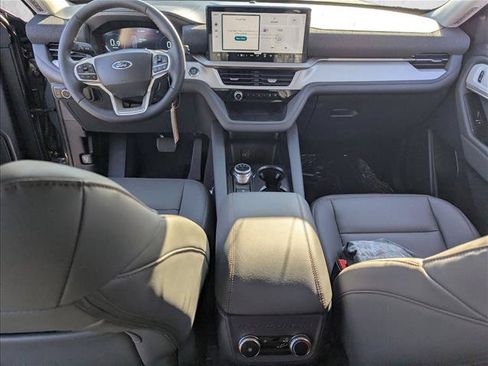 New 2026 Ford Explorer Active w/ Active Comfort Package RWD image 14