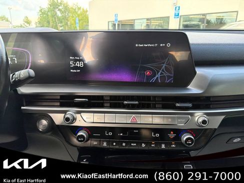 Certified 2024 Kia Telluride S w/ S Sunroof Package AWD/4WD image 26